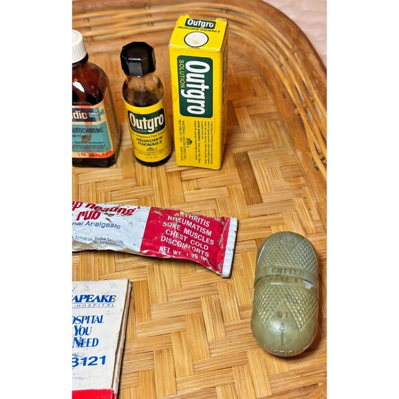 Lot of Vintage Medicine Glass Bottles w/Original Labels, 1957 First Aid Manual - Picture 5 of 6